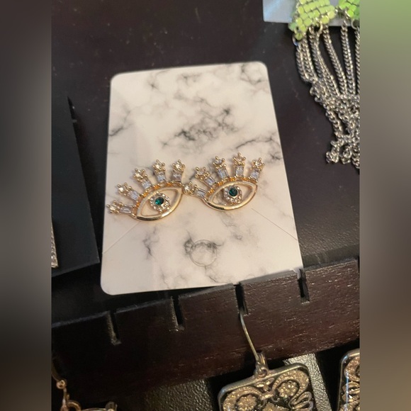 Fashion Earrings bundle (13 pierced pairs) - Picture 6 of 9